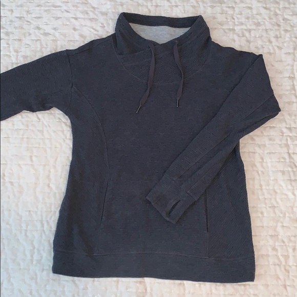 Textured Sweatshirt - Picture 2 of 5